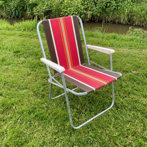 Gestreept campingstoeltje