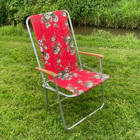 Gebloemd campingstoeltje