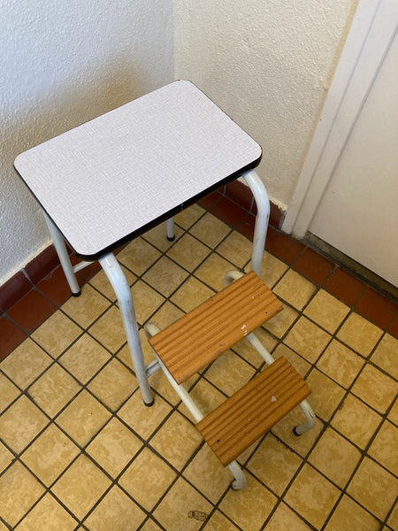 Formica trapkruk