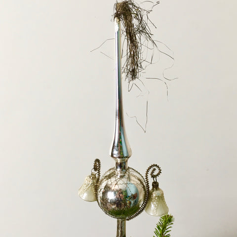 Kerstpiek met kerstklokken